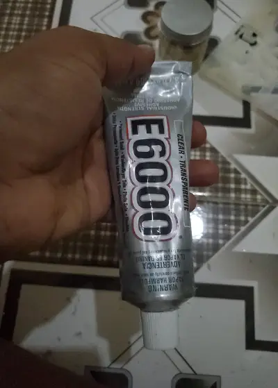 E6000 Large Tube on Hand