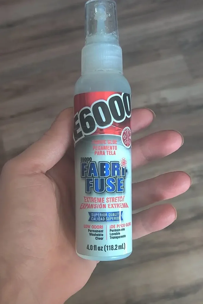 Fabri Fuse Glue on Hand